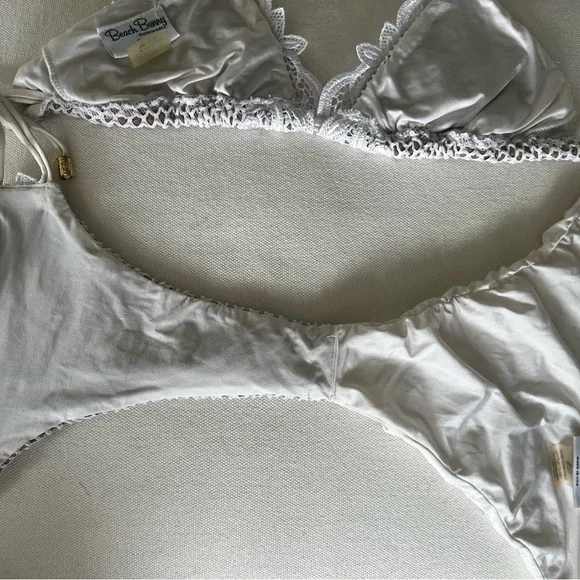 BEACH BUNNY White Bikini Set - Picture 7 of 14